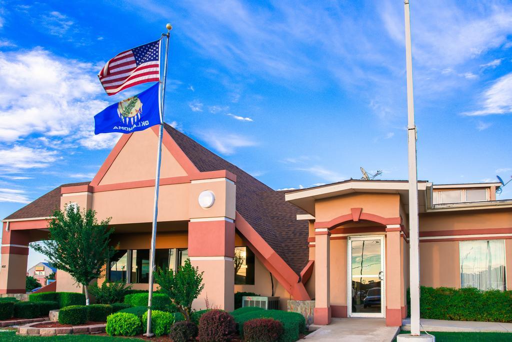 Howard Johnson By Wyndham Oklahoma City Okc Airport, Fairgrounds, I40 Exterior foto